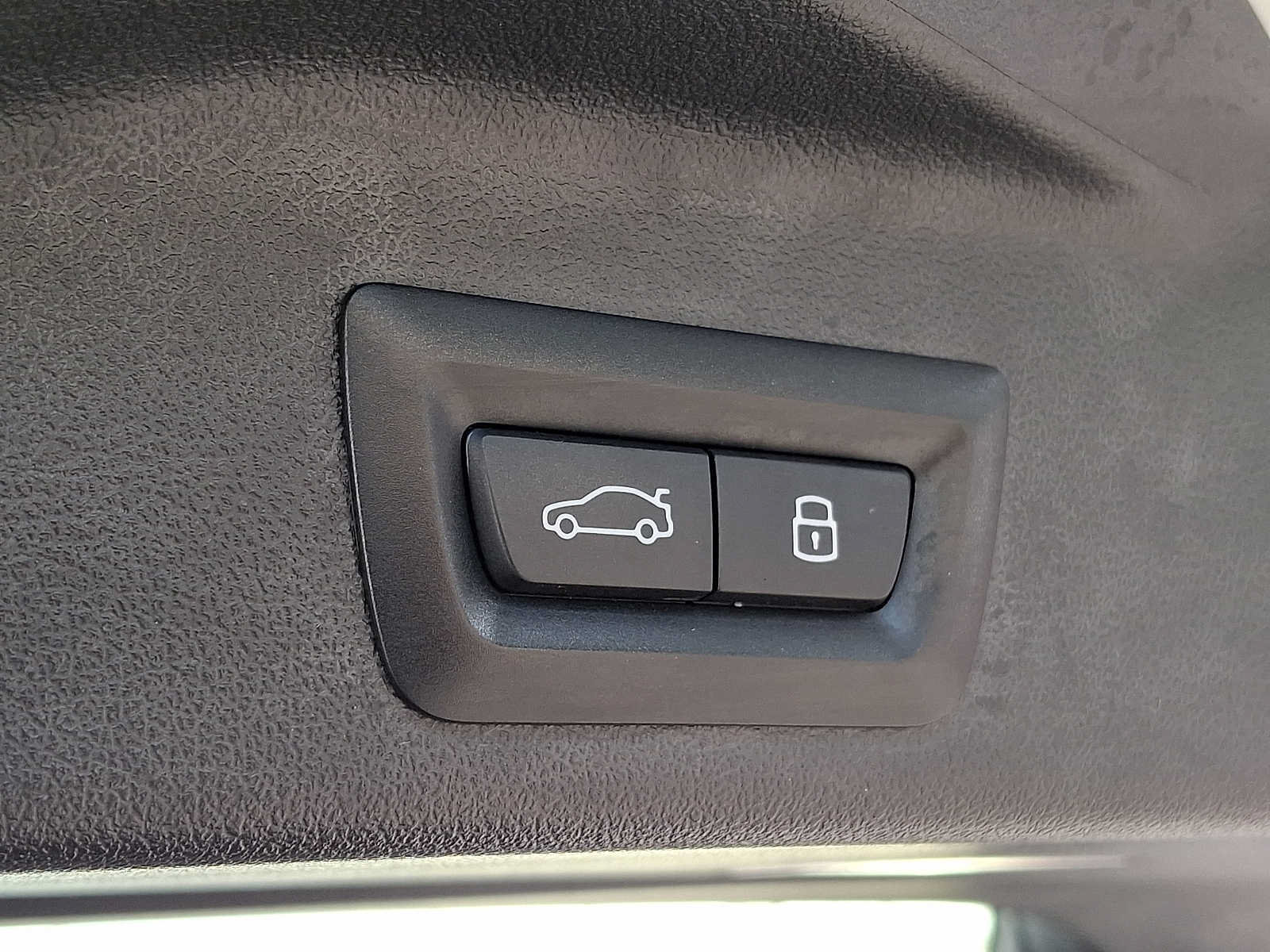 Used 2024 BMW X5 xDrive40i AWD/4WD image 27