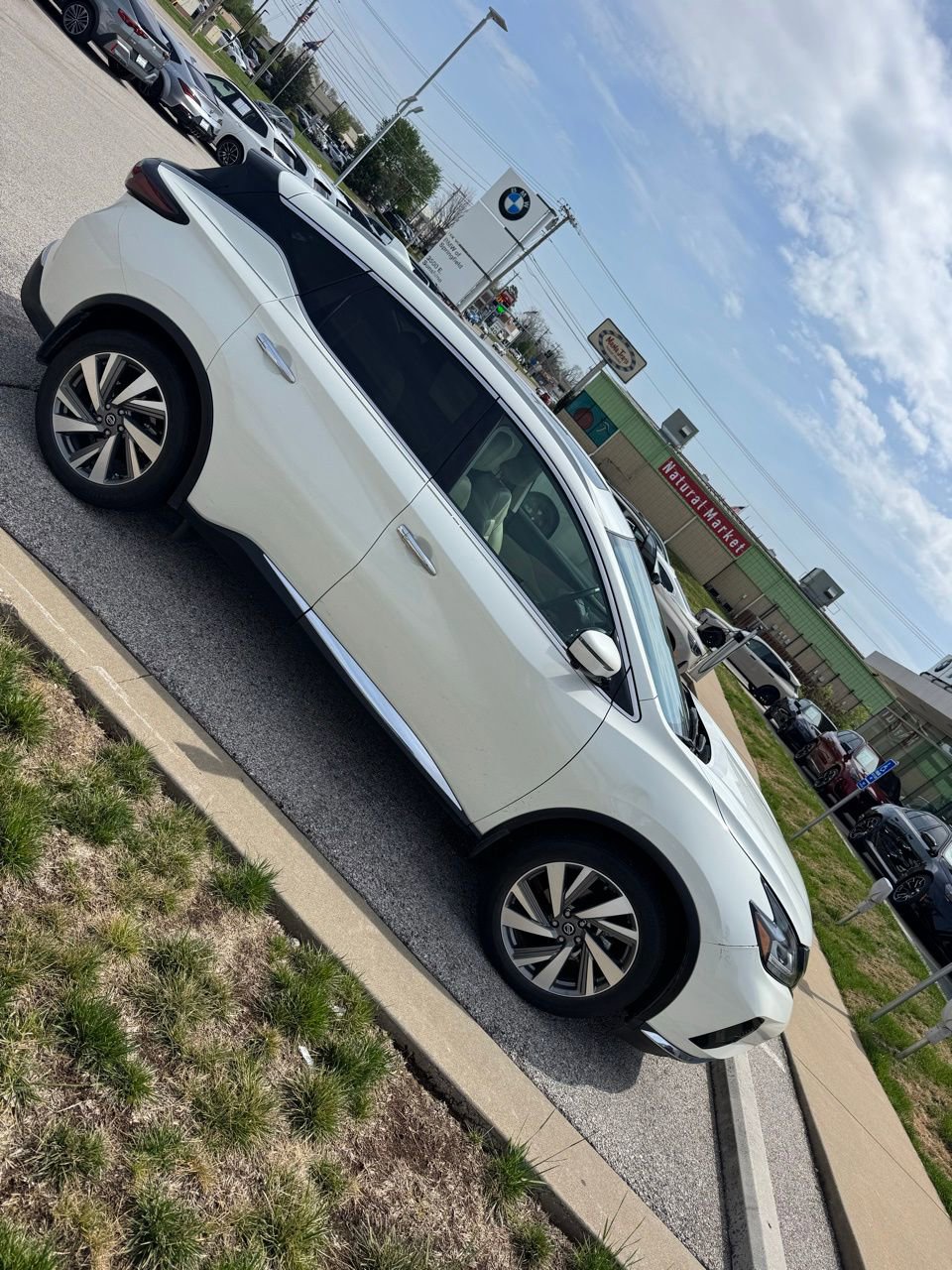 Used 2020 Nissan Murano SL w/ Moonroof Package image 5