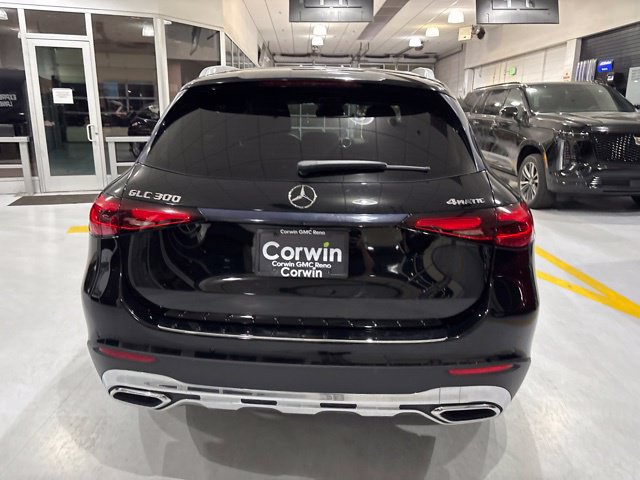 Used 2023 Mercedes-Benz GLC 300 4MATIC image 5