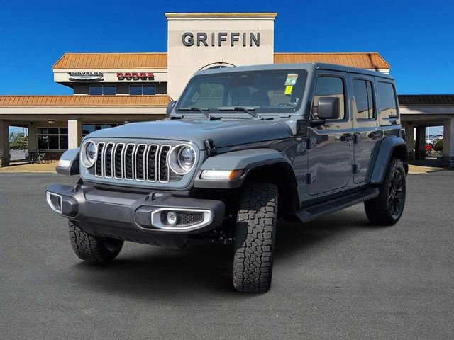 Used 2025 Jeep Wrangler Unlimited Sahara AWD/4WD image 11