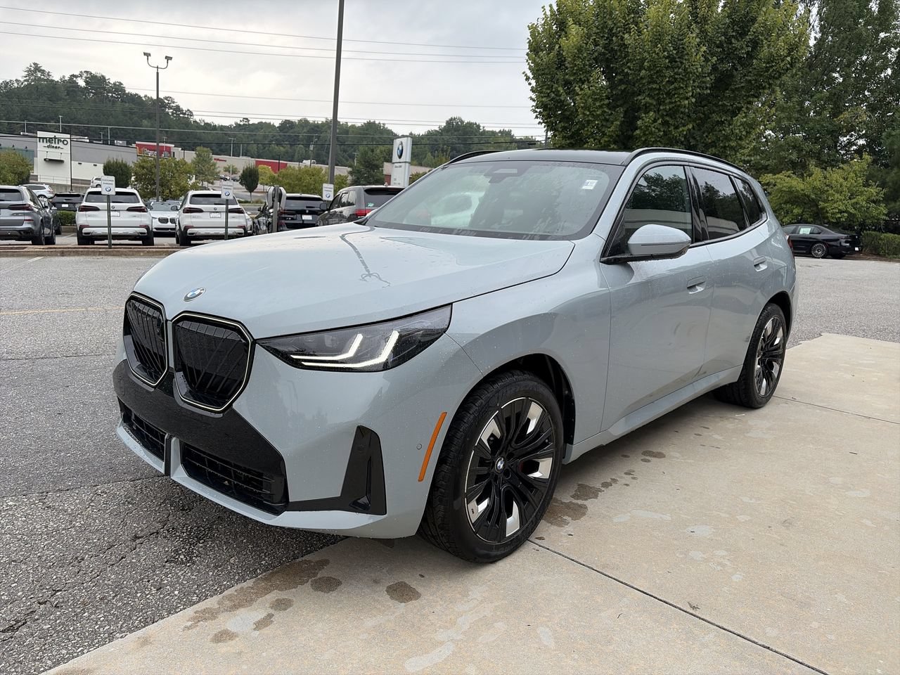 Used 2026 BMW X3 xDrive30i w/ Premium Package AWD/4WD image 4