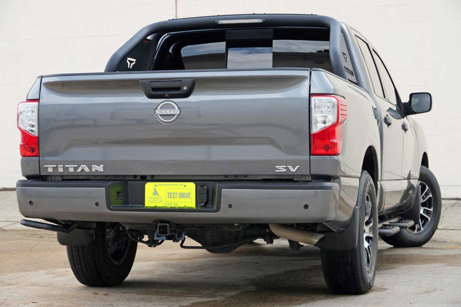 Used 2023 Nissan Titan SV w/ Accessory Utility Package RWD image 4