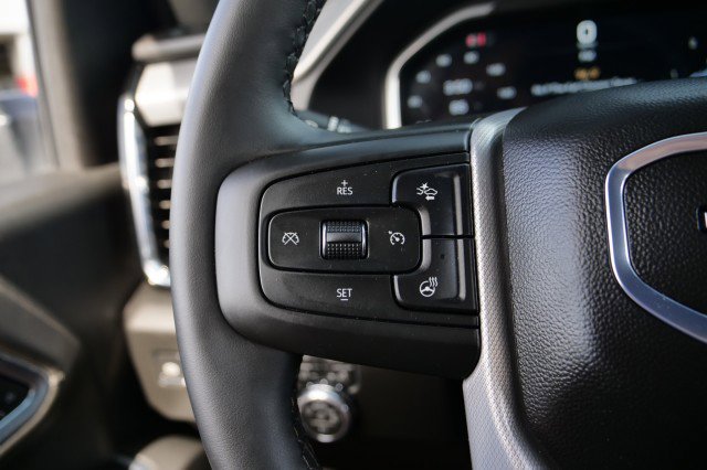 Used 2026 GMC Sierra 3500 Denali w/ Denali Reserve Package image 14