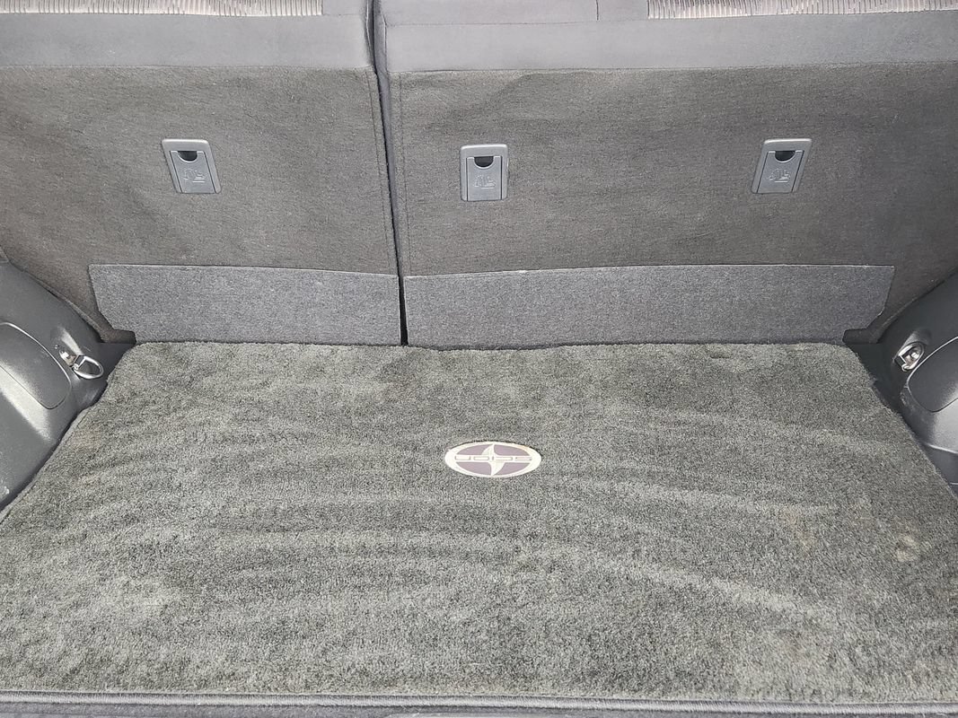 Used 2014 Scion xB FWD image 34