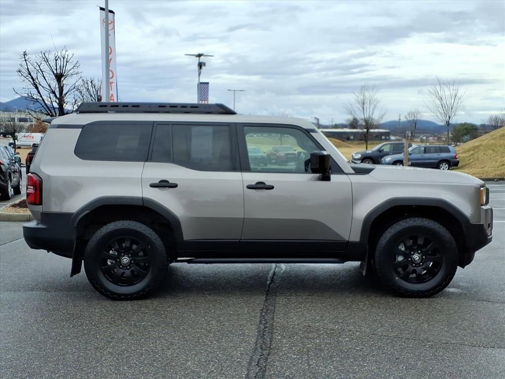 Certified 2024 Toyota Land Cruiser image 3