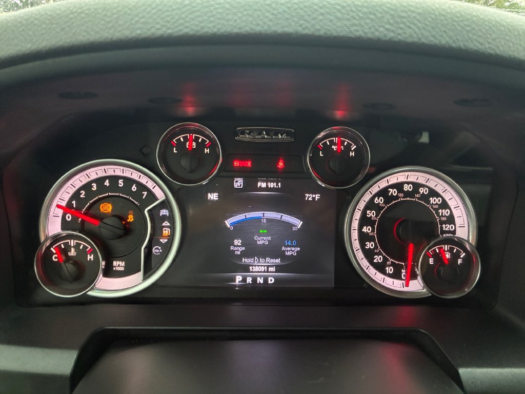 Used 2015 RAM 1500 Lone Star RWD image 5