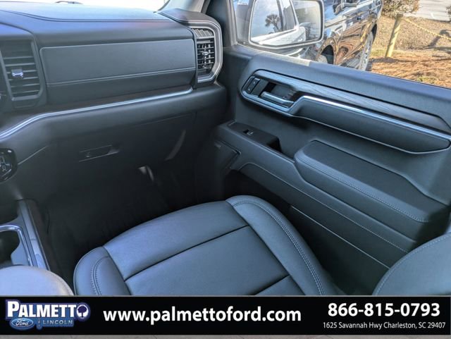 Used 2023 GMC Sierra 1500 SLT w/ SLT Convenience Package image 17