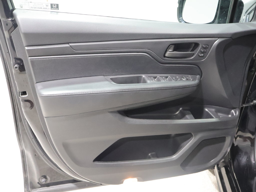 Used 2025 Honda Odyssey Sport-L image 13