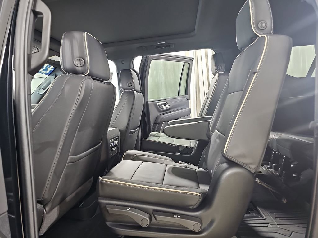 Certified 2024 GMC Yukon XL SLT w/ SLT Premium Package image 21