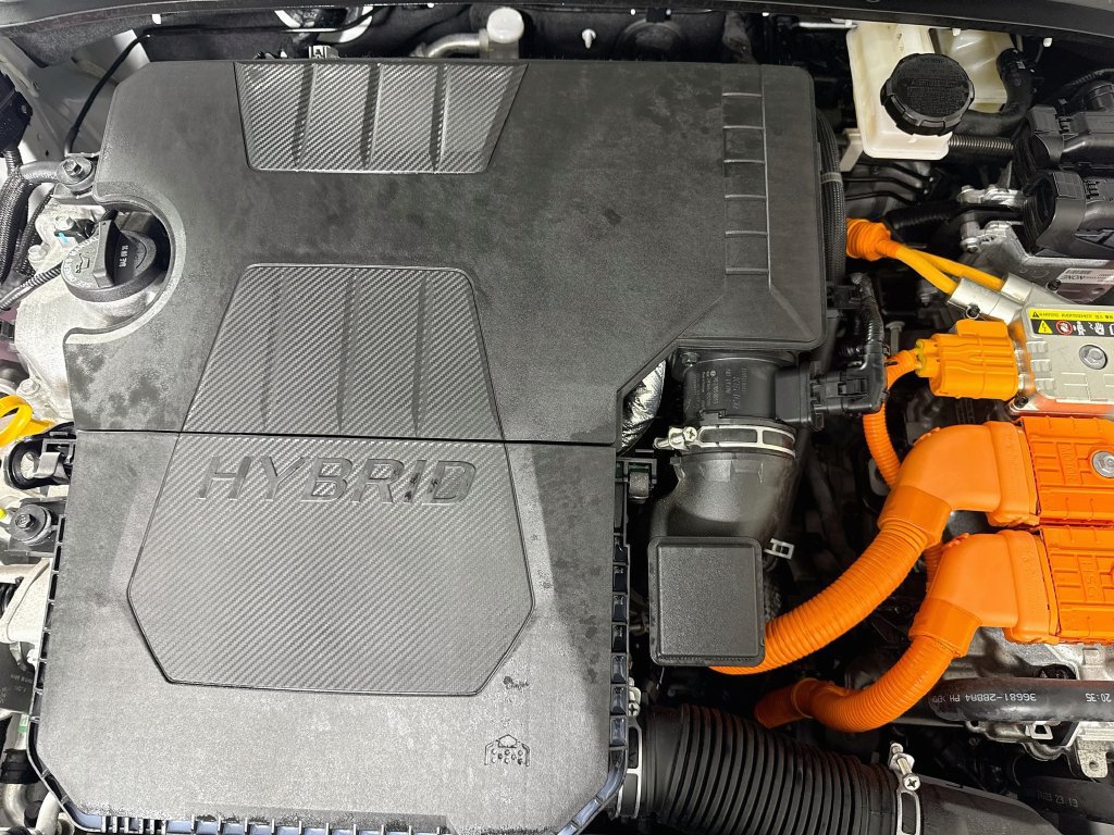Certified 2025 Hyundai Elantra SEL FWD image 32