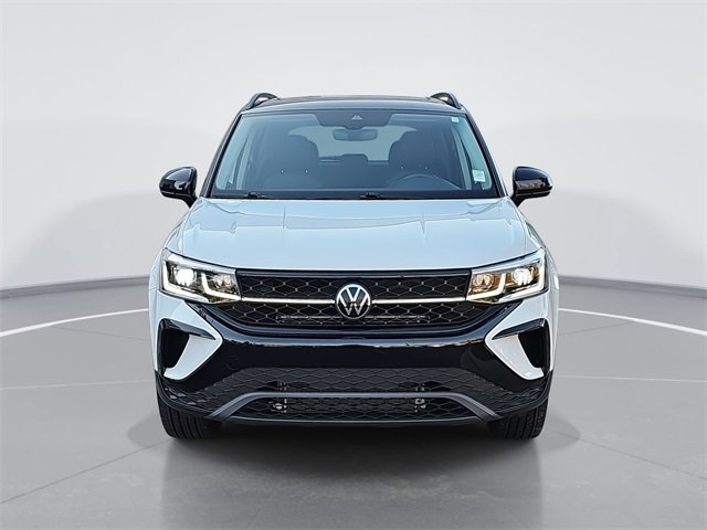 Used 2024 Volkswagen Taos SE image 8