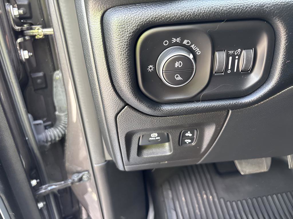 Used 2021 RAM 1500 Laramie image 24