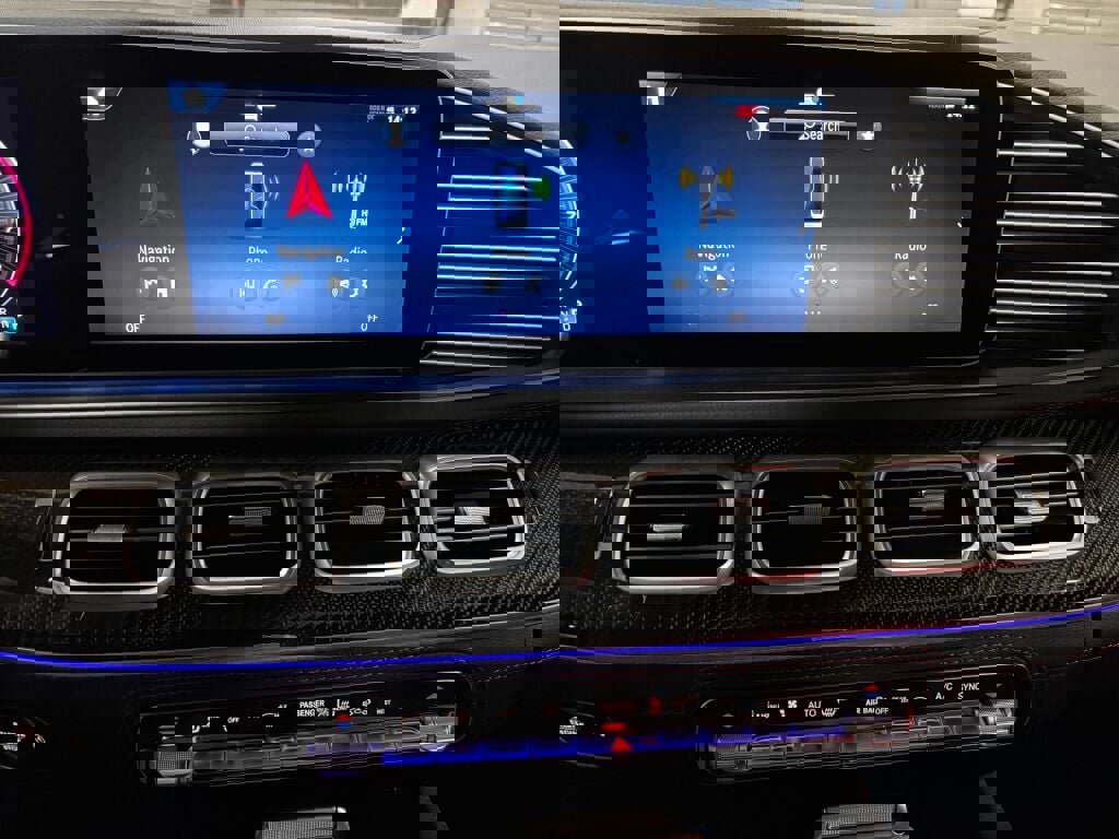 New 2025 Mercedes-Benz GLE 53 AMG 4MATIC Coupe image 19