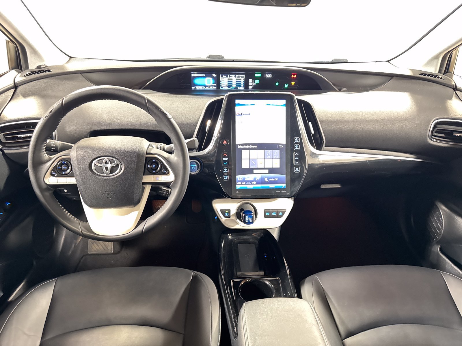 Used 2017 Toyota Prius Prime Premium w/ Carpet Mat Package FWD image 4