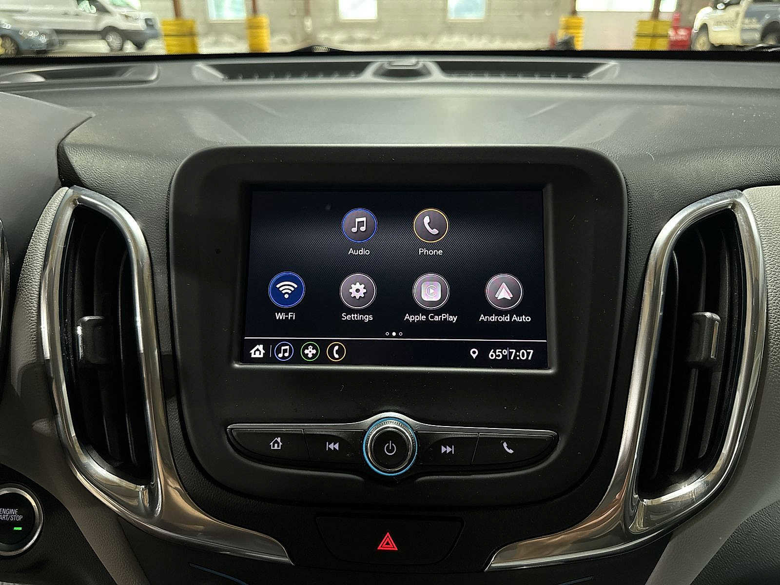 Used 2021 Chevrolet Equinox LS AWD/4WD image 20