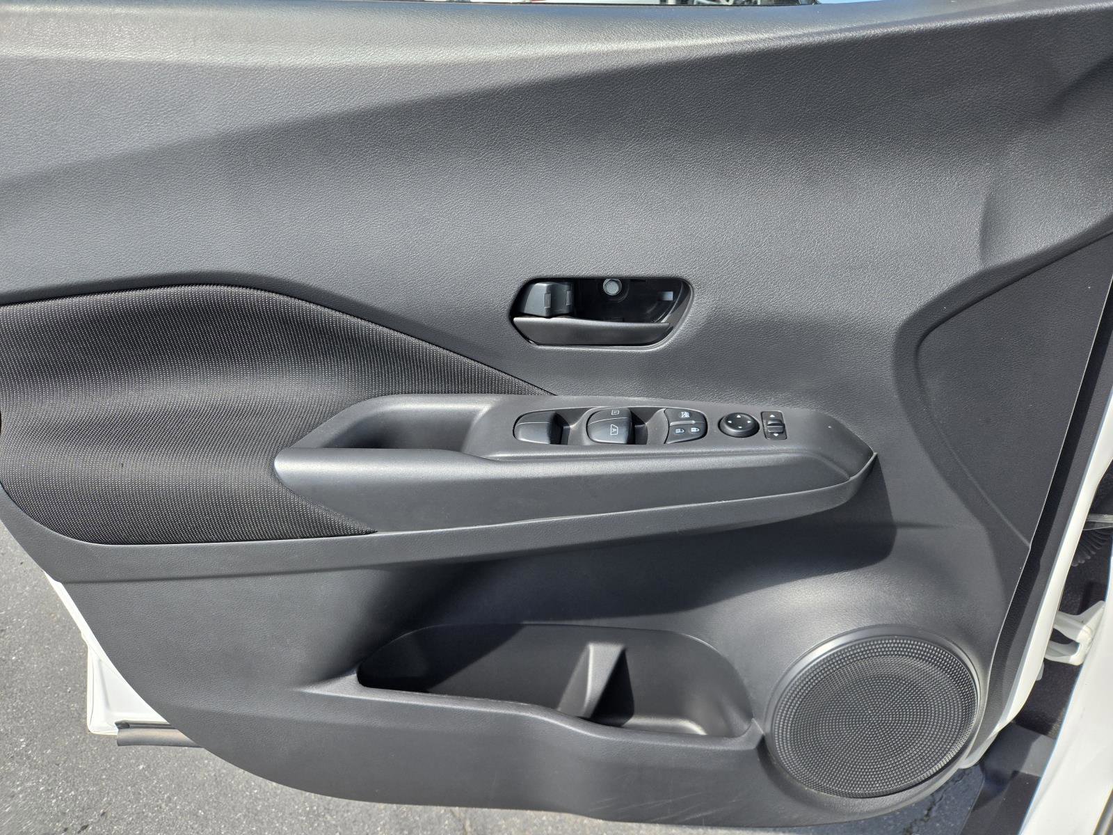 Used 2021 Nissan Kicks S FWD image 19