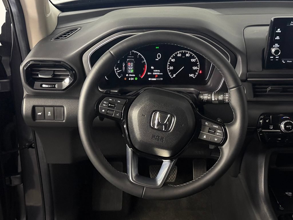 Used 2025 Honda Pilot EX-L image 14