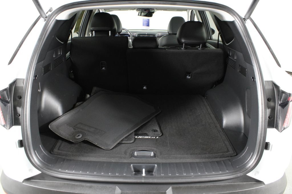 Certified 2022 Hyundai Tucson Limited AWD/4WD image 18