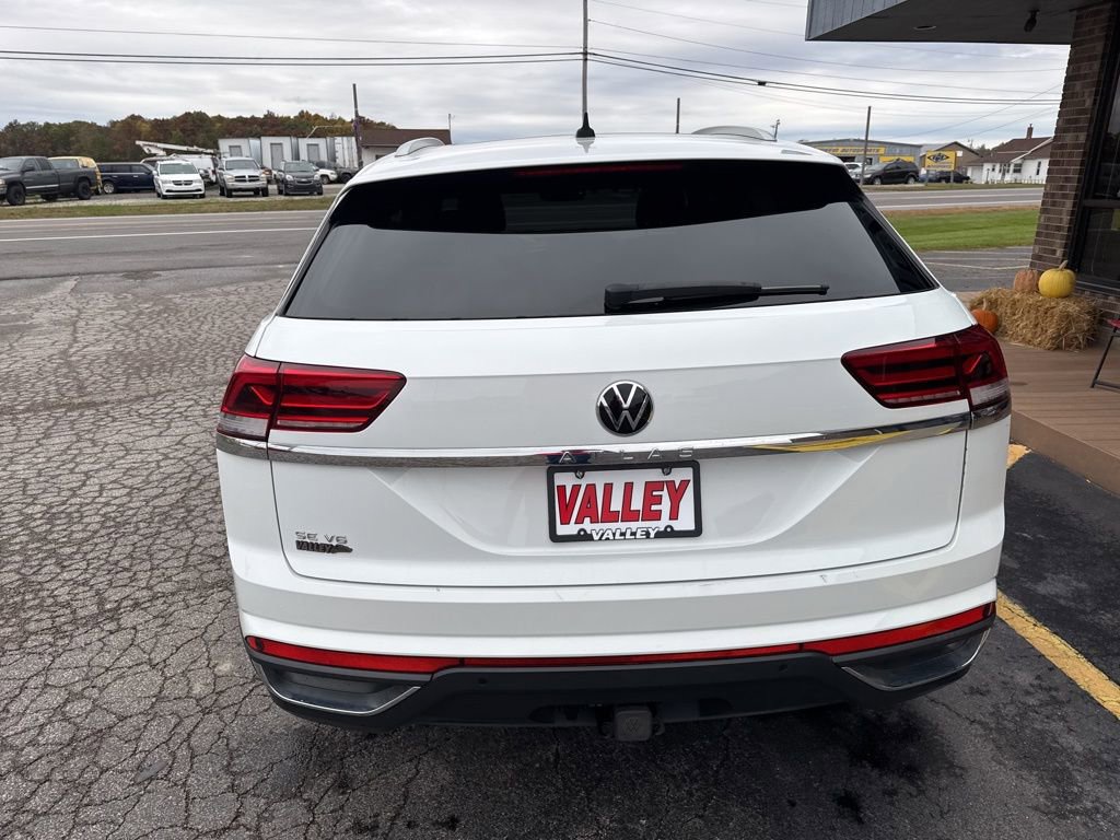Used 2022 Volkswagen Atlas Cross Sport SE image 6