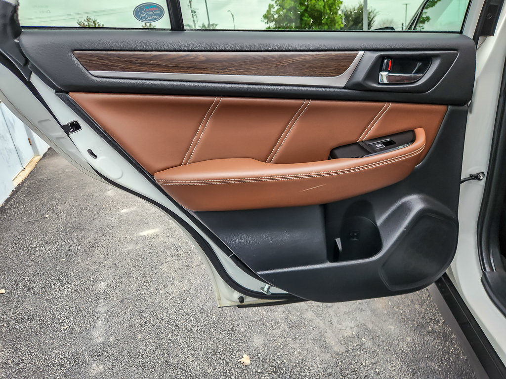 Used 2019 Subaru Outback 2.5i Touring w/ Popular Package #3A AWD/4WD image 18