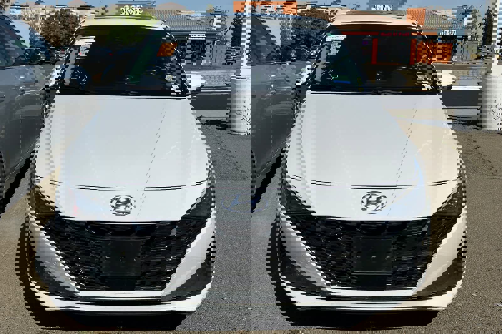 Used 2021 Hyundai Elantra Limited w/ Cargo Package image 2