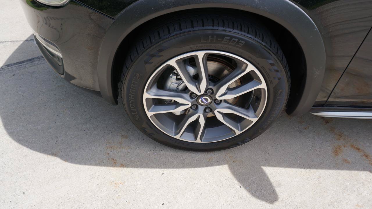 Used 2016 Volvo V60 T5 Cross Country AWD/4WD image 9