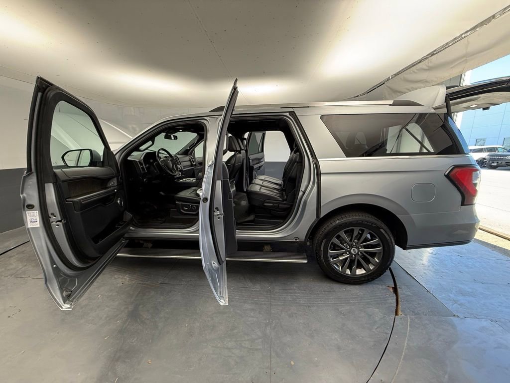 Used 2021 Ford Expedition Max Limited AWD/4WD image 17