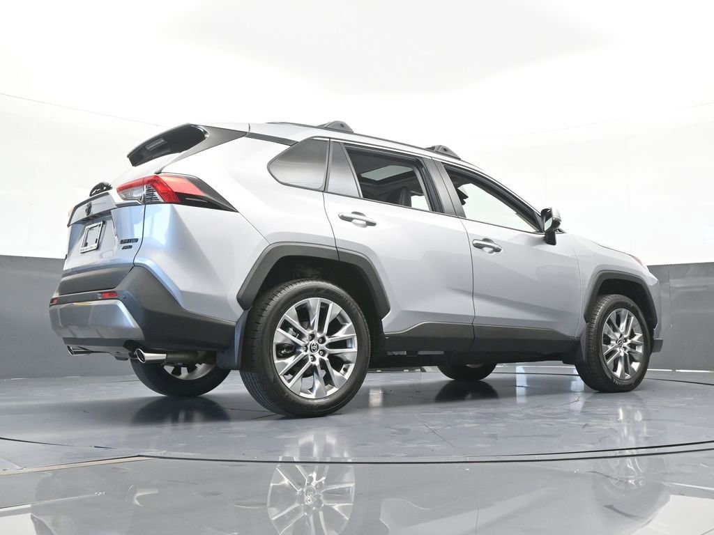 Used 2025 Toyota RAV4 Limited image 69