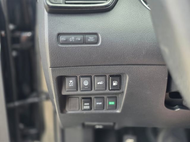 Used 2019 Nissan Rogue SV image 37