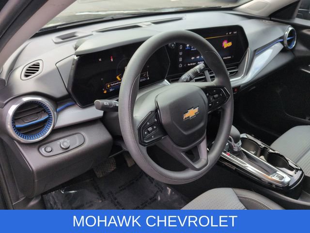 Certified 2024 Chevrolet Trax LT image 11