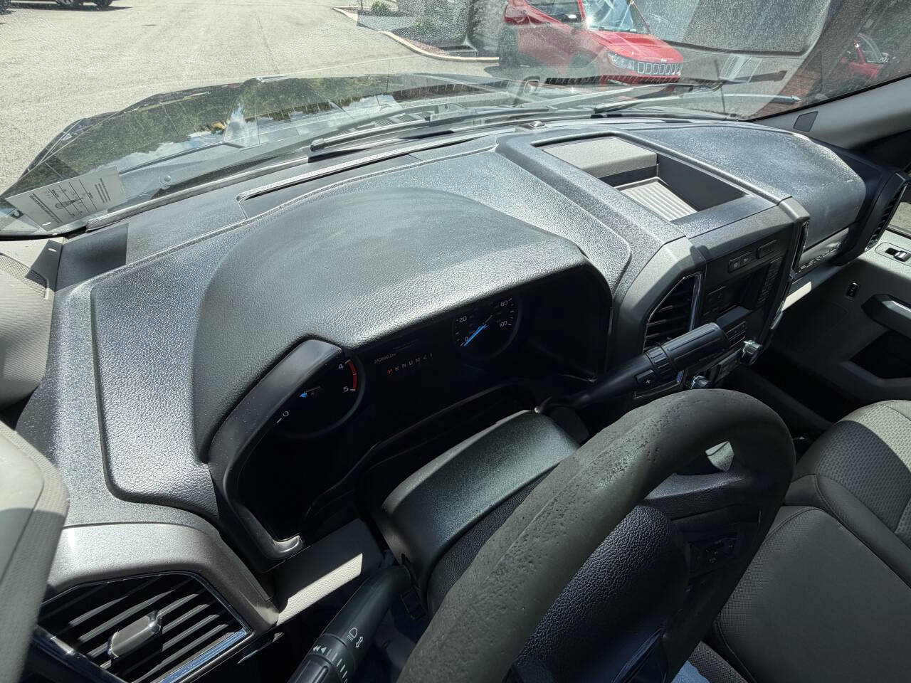 Used 2017 Ford F550 4x4 Regular Cab Super Duty image 27