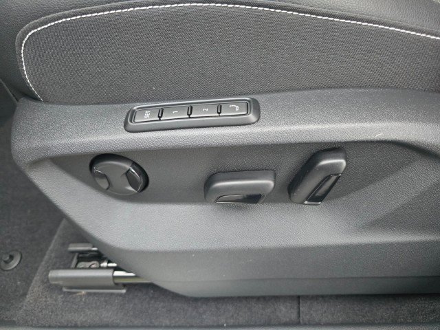 New 2026 Volkswagen Atlas SEL Premium R-Line image 27