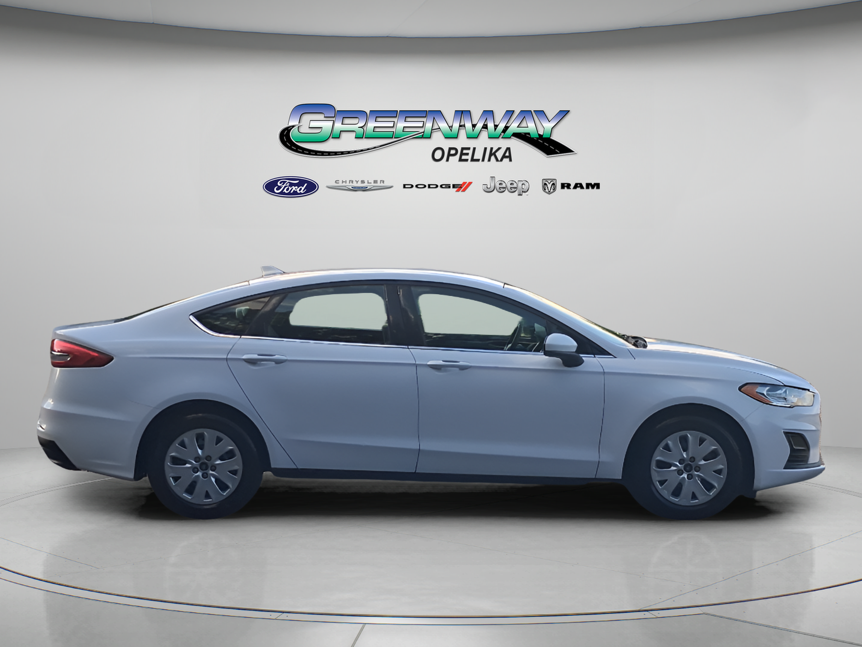 Used 2020 Ford Fusion S FWD image 8