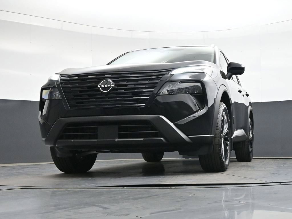 Certified 2026 Nissan Rogue Dark Armor FWD image 46