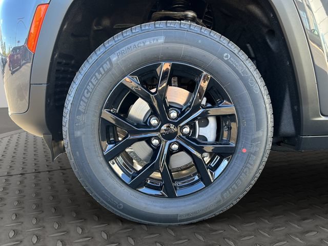New 2026 Jeep Grand Cherokee Altitude AWD/4WD image 21