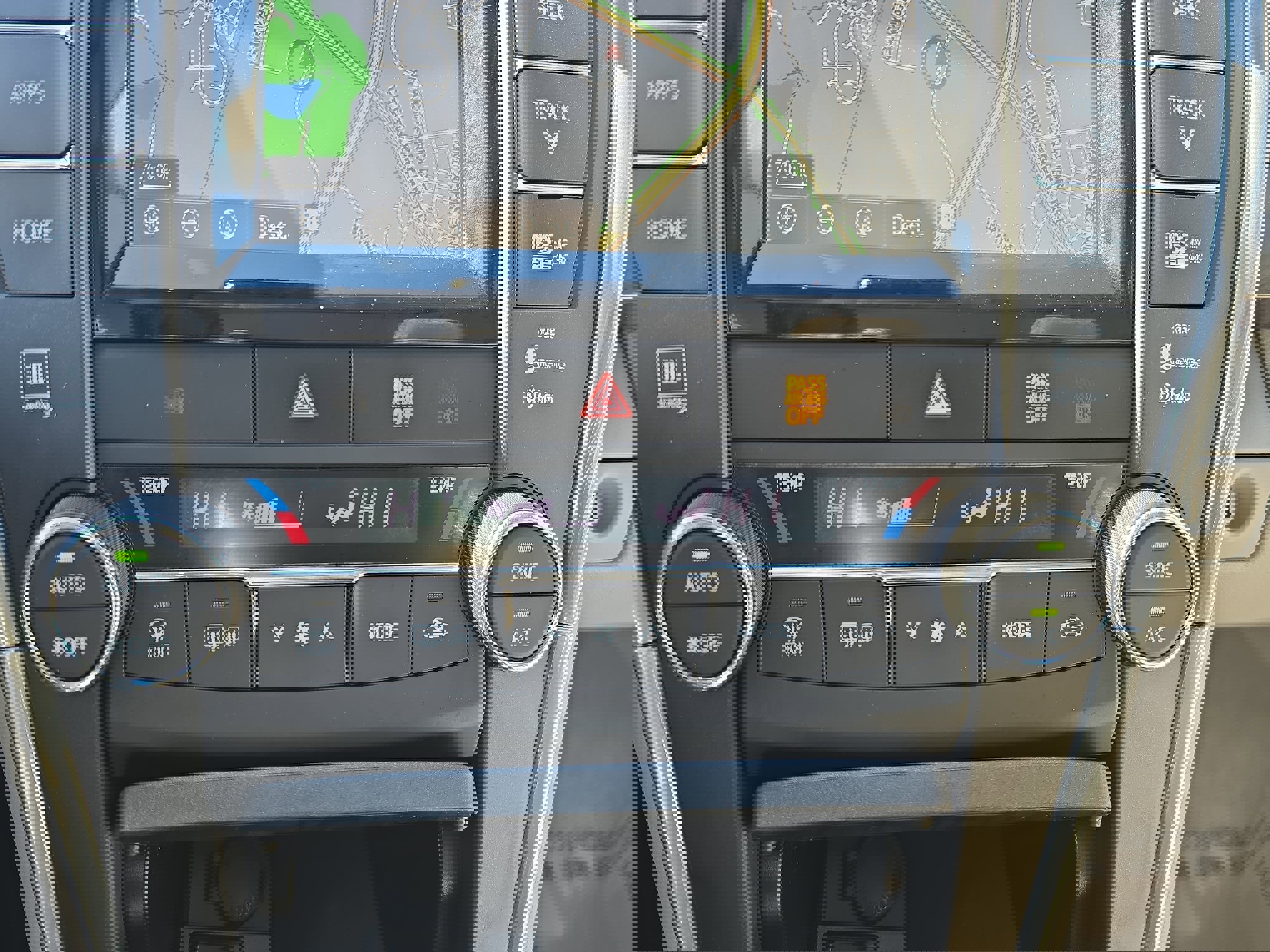 Used 2015 Toyota Camry XLE w/ Advanced Technology Package image 23