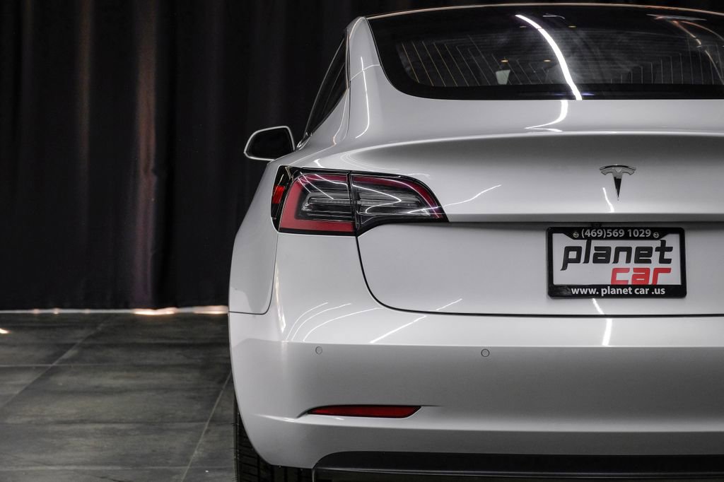 Used 2018 Tesla Model 3 Mid Range image 53