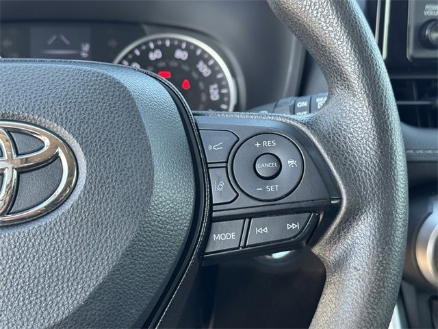 Used 2021 Toyota RAV4 XLE w/ Convenience Package image 13