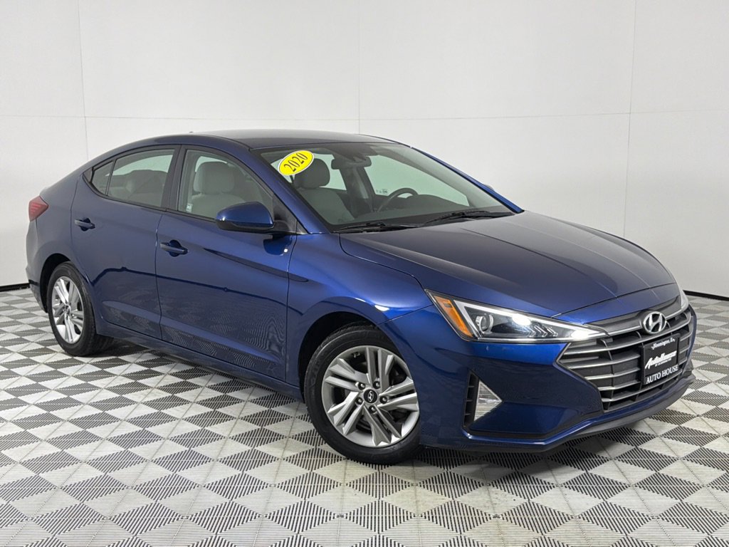 Used 2020 Hyundai Elantra SEL image 2