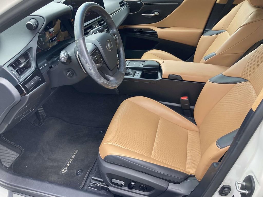 Used 2022 Lexus ES 300h w/ Premium Package FWD image 12