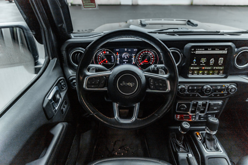 Used 2022 Jeep Wrangler Unlimited Rubicon w/ Dual Top Group AWD/4WD image 29