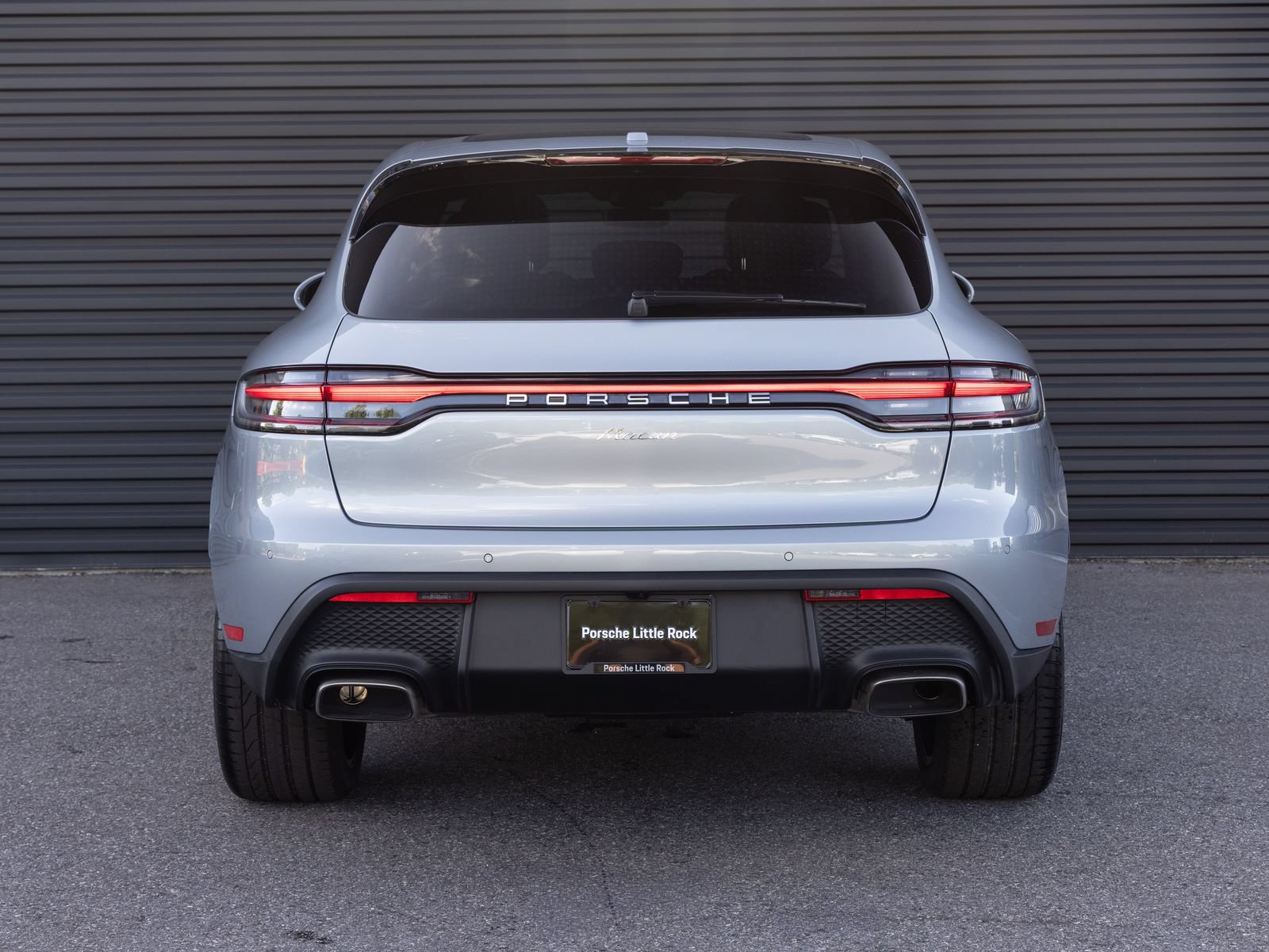 Certified 2026 Porsche Macan AWD/4WD image 6