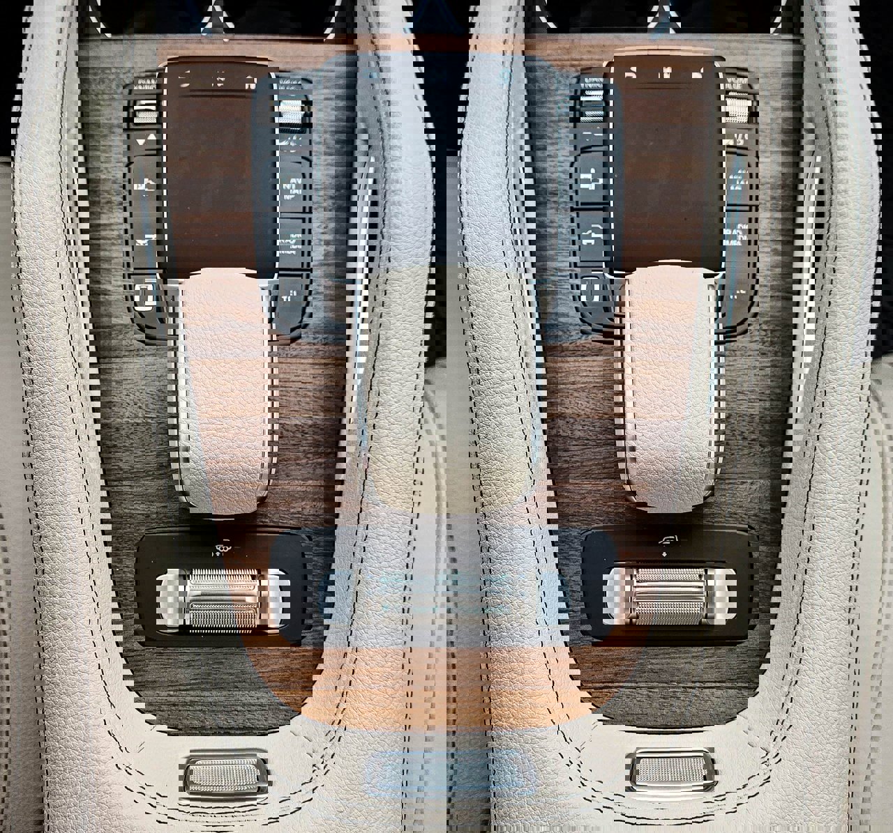 New 2026 Mercedes-Benz GLS 450 4MATIC image 20