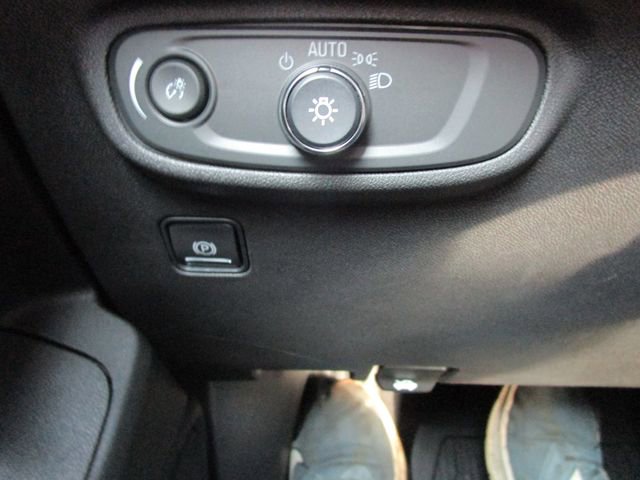 Used 2023 GMC Terrain SLE w/ LPO, Floor Liner Package image 12