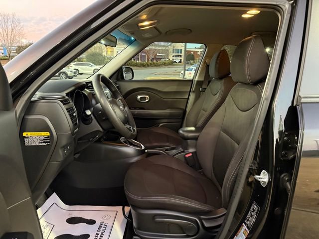 Used 2019 Kia Soul FWD image 13