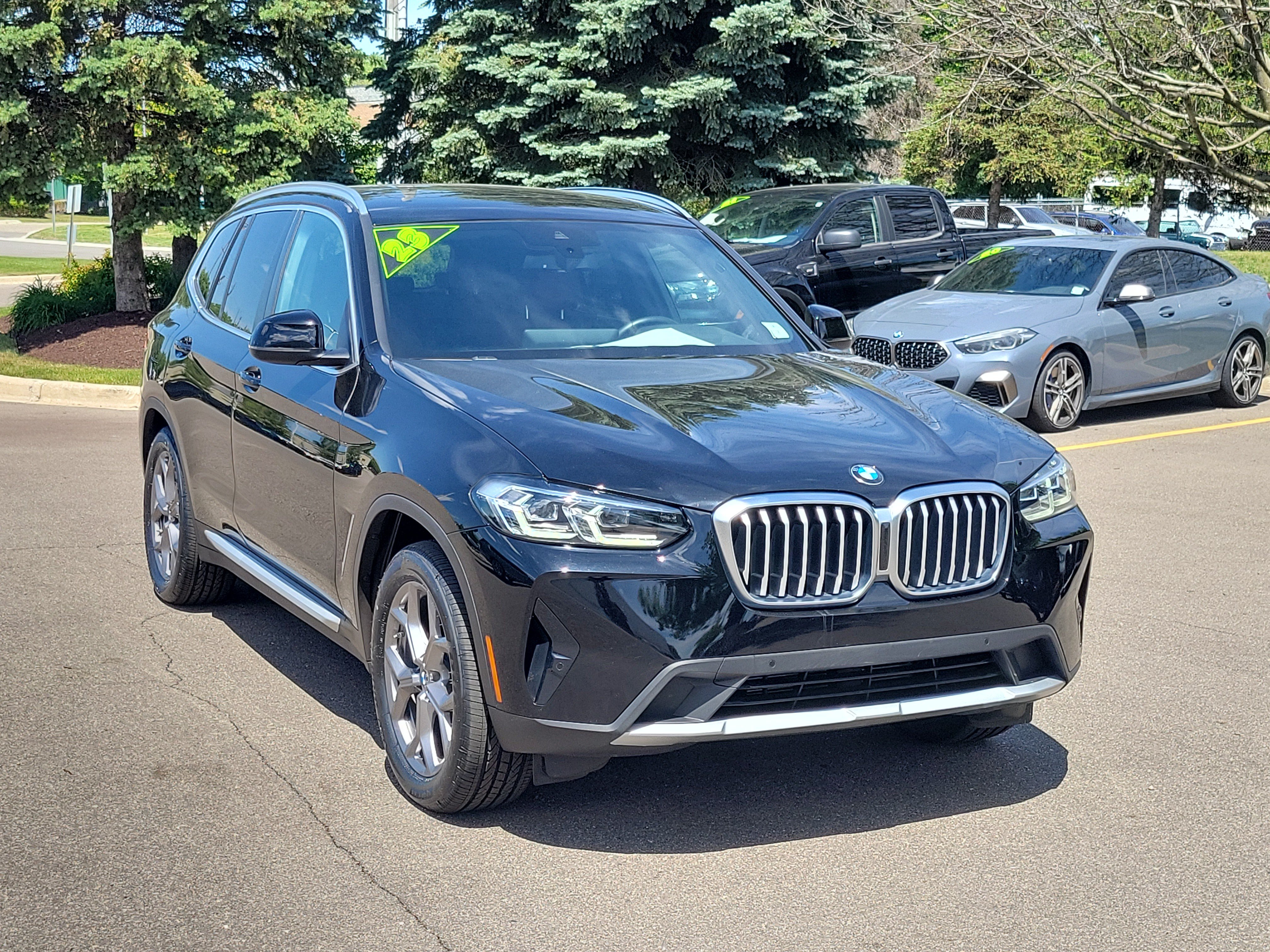 Certified 2023 BMW X3 xDrive30i w/ Premium Package AWD/4WD image 3