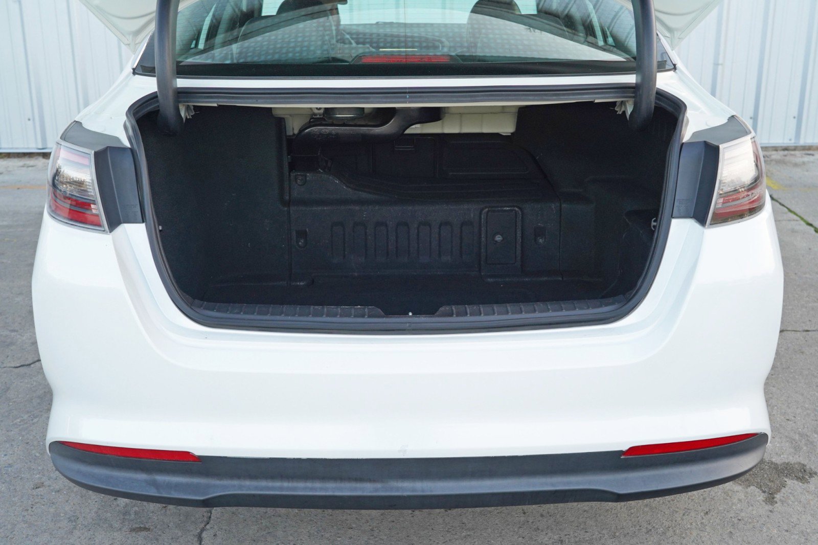 Used 2015 Kia Optima EX image 9