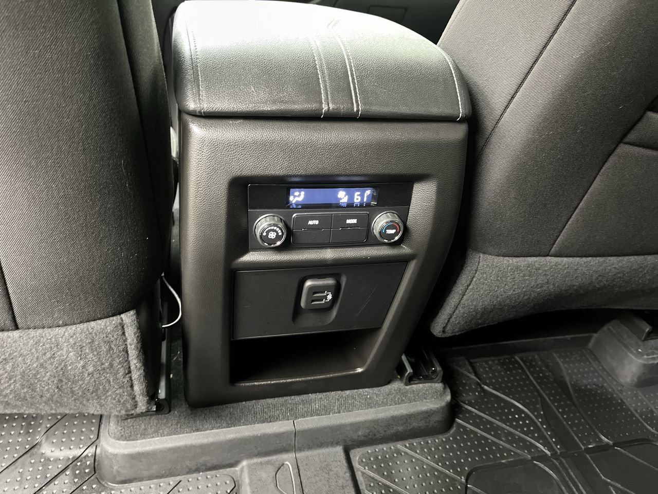 Certified 2023 Chevrolet Traverse LT w/ LPO, Floor Liner Package AWD/4WD image 12