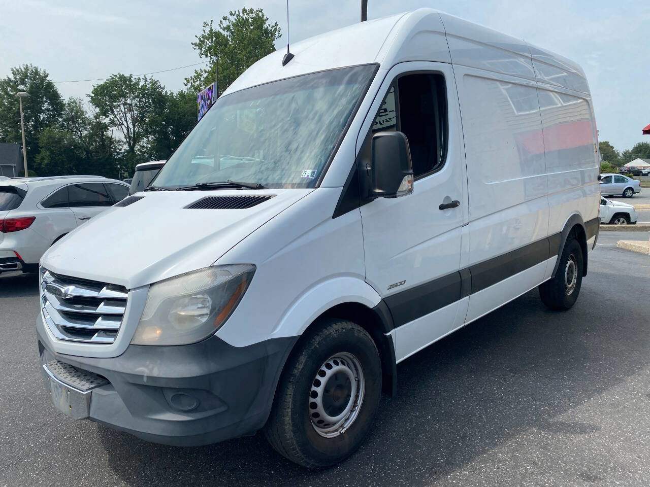 Used 2014 Freightliner Sprinter 2500 image 7