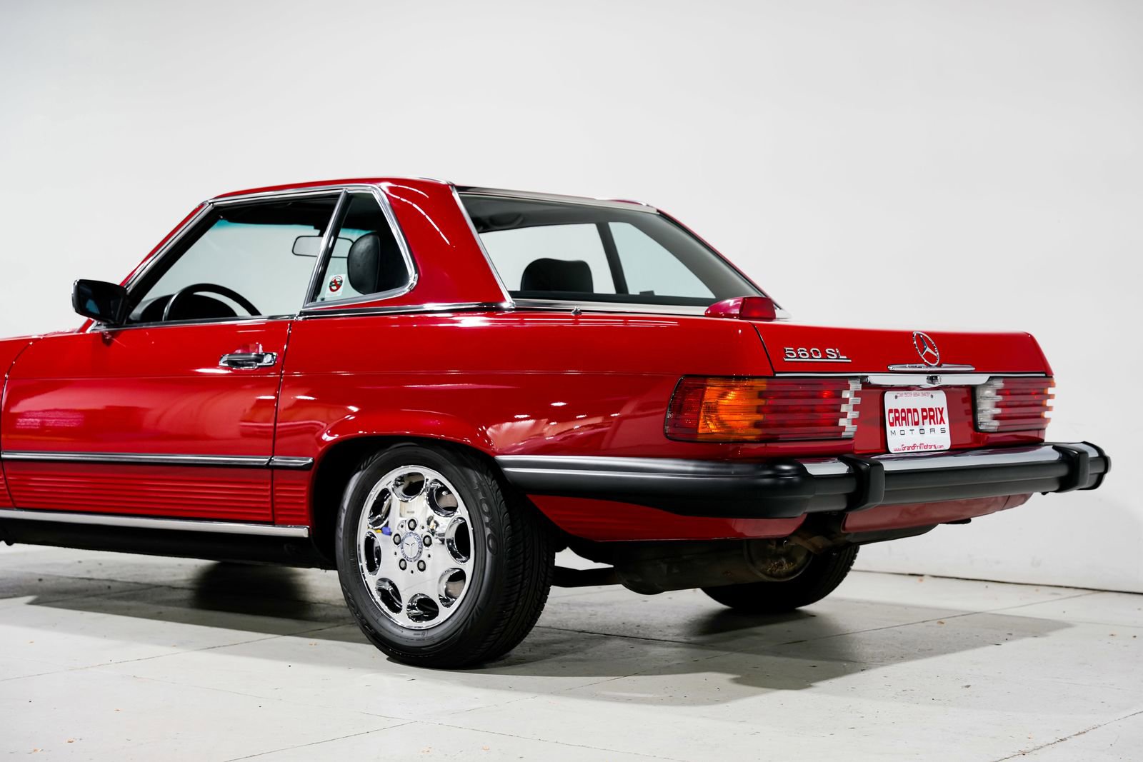 Used 1987 Mercedes-Benz 560 SL image 31